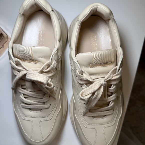 GUCCI leather shoes, woman’s size 7 - Picture 4 of 6